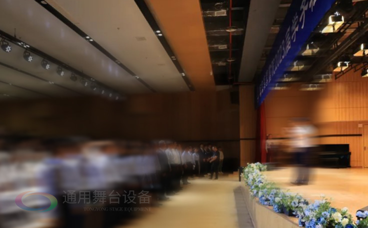 助力漢開書院文化活動高效呈現，彰顯企業教育場景服務實力！南京漢開書院舞臺阻燃幕布、大幕對開項目